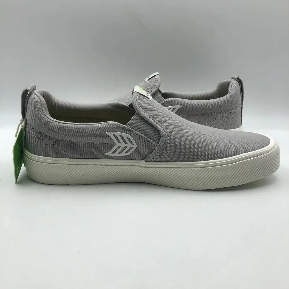 Cariuma Slip-On Canvas Skateboarding Sneaker Men's 8.5 Women's 10 Light Grey NIB